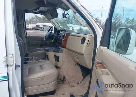 2011 Ford E-150 Recreational z USA, uszkodzony, nr VIN 1FDNE1EL1BDA00659